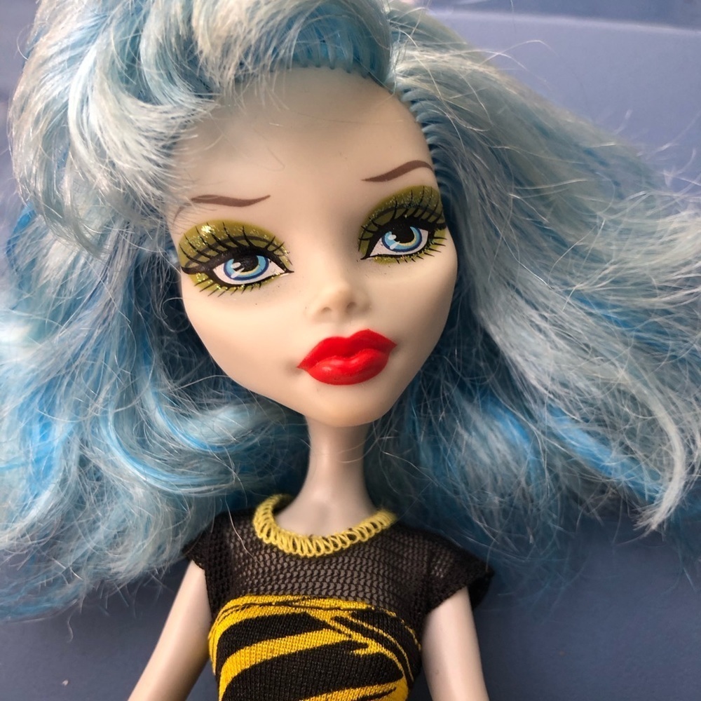 💕💕Vintage Monster High💘 Fan favourite Ghoulia Yelps **sold as is - Picture 2 of 8